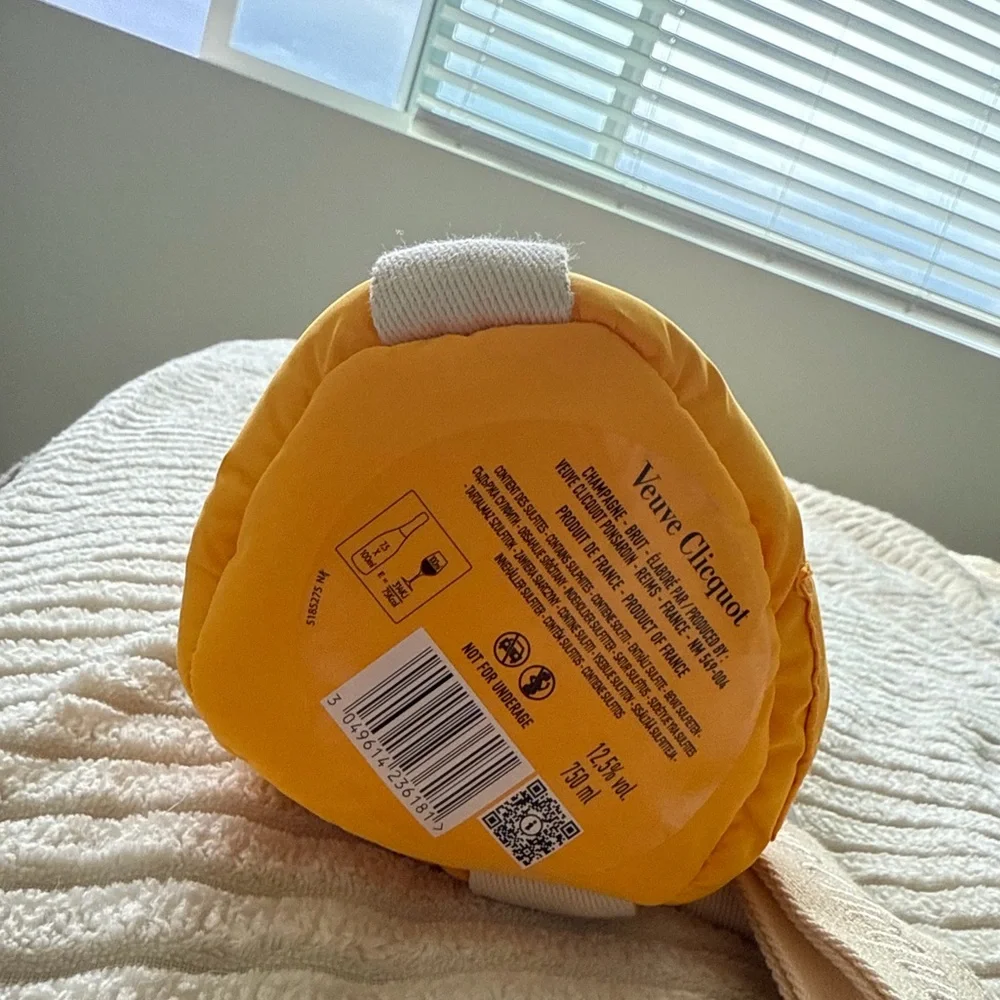 NWT authentic Veuve Clicquot Puffy Bottle Holder - Picture 4 of 8